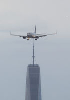 UNITED_737-800_EWR_0516_JP_small.jpg