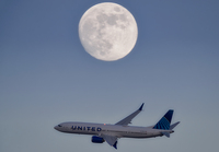 UNITED_737-9MAX_N17550_LAS_1123_JP_small.jpg