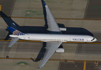 UNITED_757-200_N57111_LAX_1113_JP_small.jpg