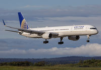 UNITED_757-300_N75851_ANC_0813B_JP_small.jpg