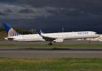 UNITED_757-300_N75851_ANC_0813H_JP_small.jpg