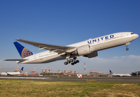 UNITED_777-200_N77006_EWR_0915283_JP_small.jpg