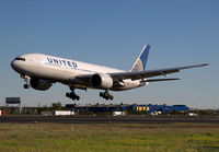 UNITED_777-200_N79011_EWR_0913_JP_small.jpg