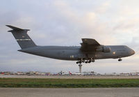 USAF_C5_70040_LAX_1111G_JP_small.jpg