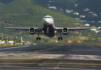 USAIRWAYS_A319_SXM_0114F_JP_small.jpg