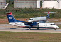 USARIWAYSEXPRESS_DASH8_N343EN_CLT_1008_JP_small.jpg