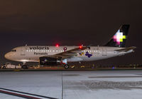 VOLARIS_A319_XA-VOP_LAX_1111_JP_small1.jpg