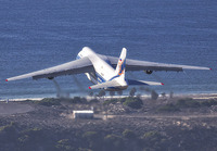 VOLGADNEPR_AN124_RA82079_LAX_1113ZD_JP_small1.jpg