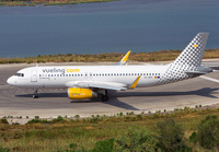 VUELING_A320_EC-MER_CFU_0816_10_JP_small.jpg