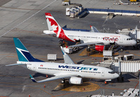 WESTJET_AIRCANADAROUGE_LAX_1115A_JP_small.jpg