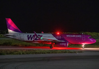 WIZZAIR_A320_HA-LYB_RHO_0817_5_JP_small.jpg