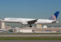 continental7571204lax.jpg