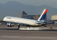 delta757LASn670dn_mar06.jpg