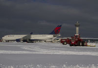 deltaA330200N855NWJFK0111.jpg