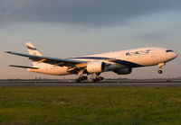 elal4xecbJune04.jpg