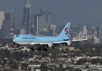 kal747HL7467laxfeb09.jpg