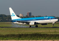 klm737800PHBXKams0802.jpg