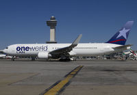 Filename=lan767300JFK0910.jpg
Filesize=127KiB
Dimensions=1000x695
Date added=Sep 26, 2010 lan767300JFK0910.jpg