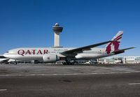 qatar_777LR_JFK_0210joepries.jpg